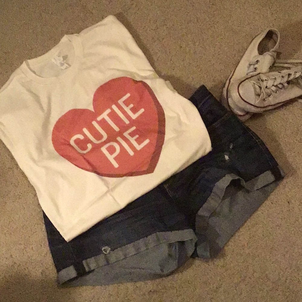 Conversation Heart Tee, size M